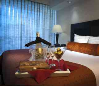 Hotel El Tropicano Riverwalk San Antonio